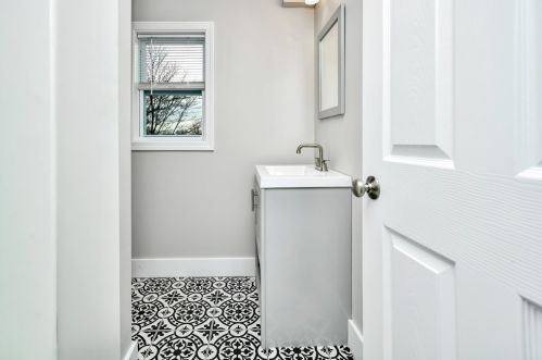 61 Clifford St, Boston MA exterior