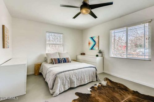 4233 17 Ave, Phoenix AZ 85027-5308 exterior