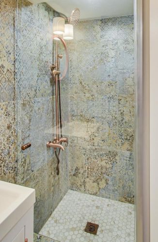 7443 Merrill Ave, Chicago IL  60649-3210 exterior