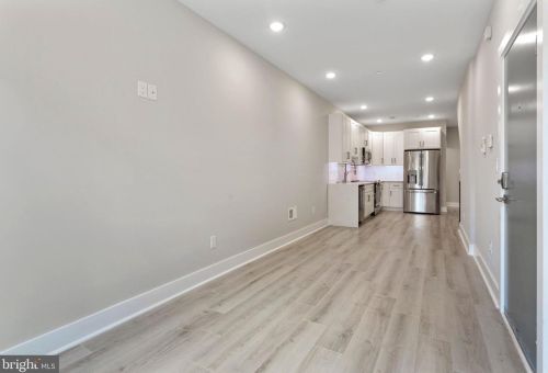 1124 Berks St, Philadelphia PA  19122-6007 exterior