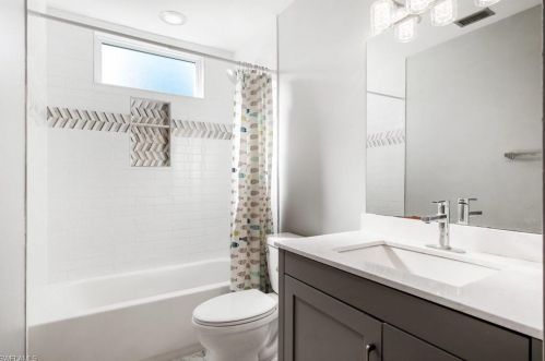 411 8 St, Naples FL 34120-2046 exterior