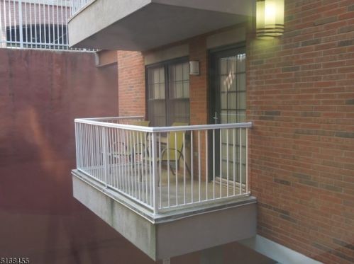 7 Prospect St, Morristown NJ 07960-9300 exterior