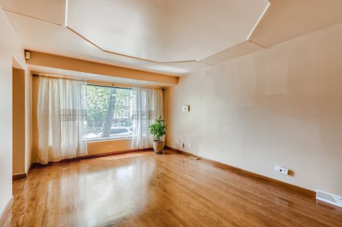 1635 50th Ct, Chicago, IL 60804-1904