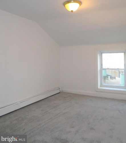 123 Levering St, Philadelphia PA 19127-1403 exterior