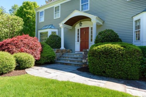 15 Deforest Rd, Wilton CT 06897-1908 exterior