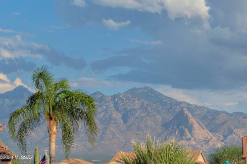 2148 Calle Casas Lindas, Green Valley AZ 85622-8042 exterior