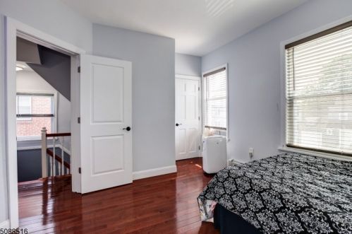 221 Myrtle Ave, Irvington NJ  07111-2657 exterior