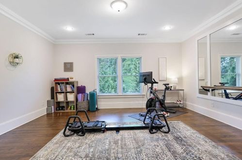 3573 Brookleigh Ln, Atlanta GA 30319-2219 exterior