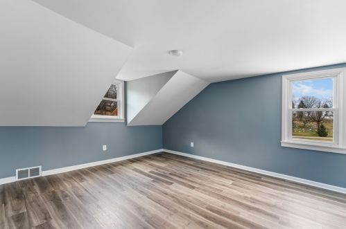 111 Sycamore Dr, Pittsburgh PA  15235-1965 exterior