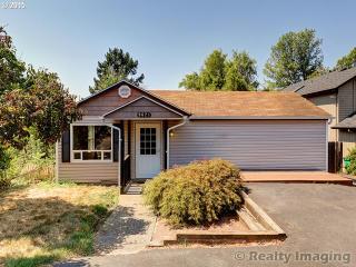 9621 49th Ave, Portland, OR 97219-5156