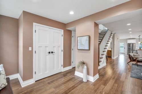 3520 Melrose St, Chicago IL  60618-5417 exterior