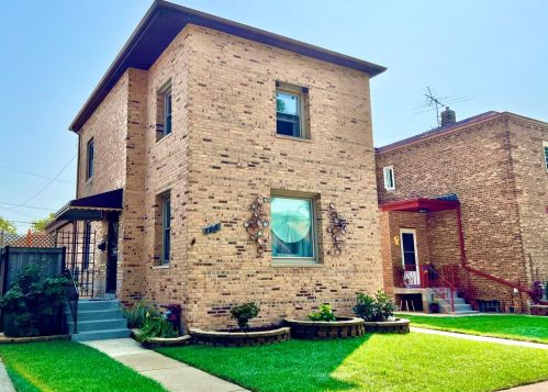 10847 Avenue, Chicago, IL 60617-6749