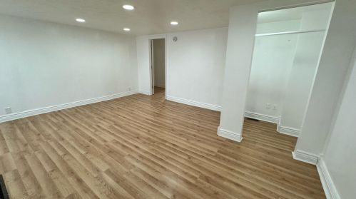 1000 Jennette, Grand Rapids MI 49504-4143 exterior