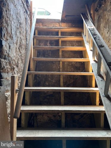 4261 Frankford Ave, Philadelphia PA 19136-2736 exterior