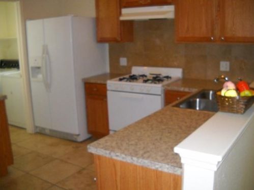 1141 Emmitt Run, Austin TX  78721-3028 exterior