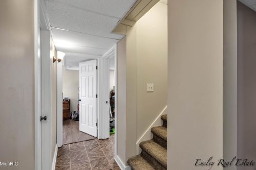 455 Macomb Ave, Grand Rapids MI 49534-3572 exterior