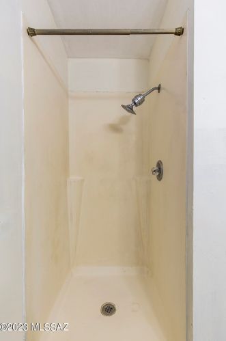 2805 Lester St, Tucson AZ 85705-8928 exterior