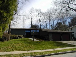 155 Berkeley St, Newton, MA 02465-2637