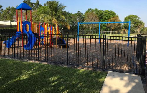 1725 Jamesport Dr, Fort Pierce FL 34953-4355 exterior