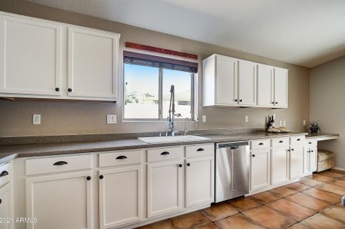 1729 Beautiful Ln, Phoenix AZ 85041-7622 exterior