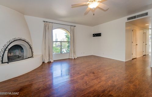 5925 Mina Vis, Tucson AZ 85718-4128 exterior