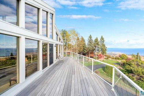 1133 Denney Dr, Duluth MN 55805-1518 exterior