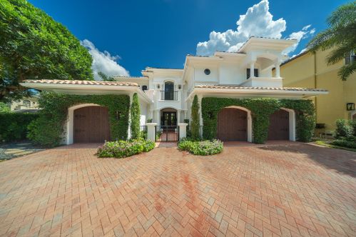 17830 Monte Vista Dr, Boca Raton FL  33496-1054 exterior