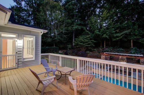 4012 Leprechan Way, Duluth GA 30097-8151 exterior