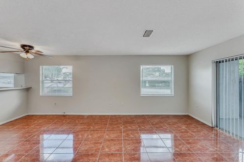 1838 Amberly Ave, Orlando FL 32822-4203 exterior