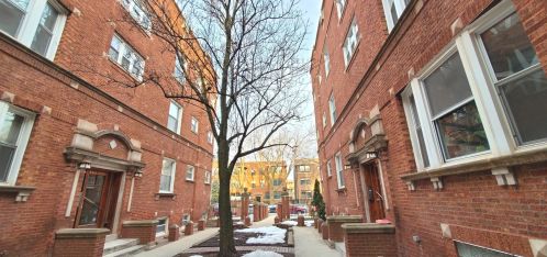 4446 Beacon St, Chicago, IL 60640-6264