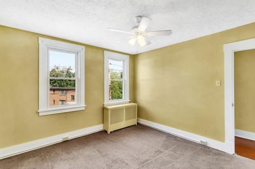 7356 Whipple St, Pittsburgh PA 15218-2054 exterior