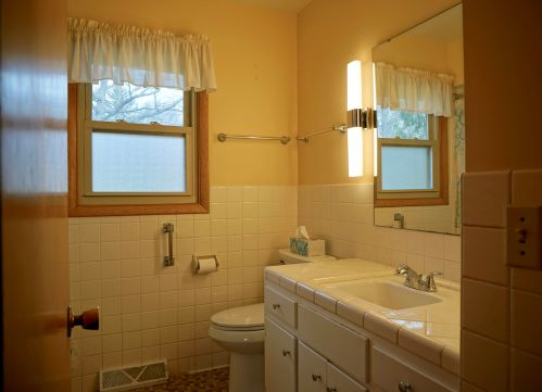 1800 Fenner Rd, Meskegon MI 49445-1906 exterior