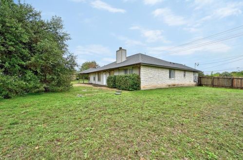 13810 Fm 1826, Austin TX 78737-9129 exterior