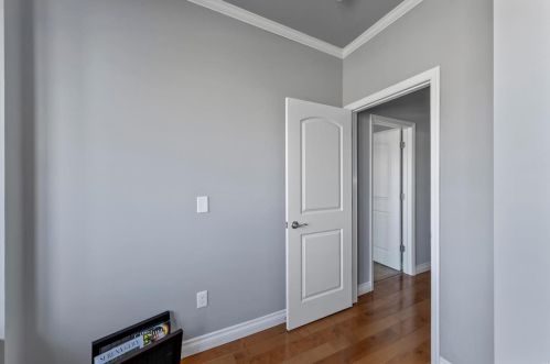 5642 Maple Ave, Saint Louis MO 63112-2722 exterior