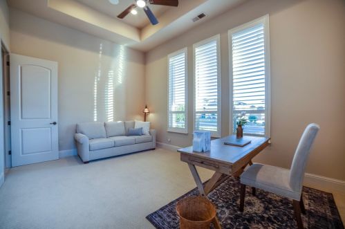 668 Glen-mady Way, Folsom CA 95630-6275 exterior