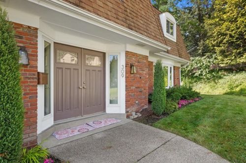 309 Highland Pines Ct, Pittsburgh, PA 15237-2016