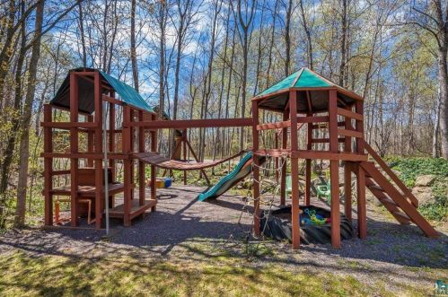 4808 Oak Rdg Dr, Duluth MN 55811-1729 exterior