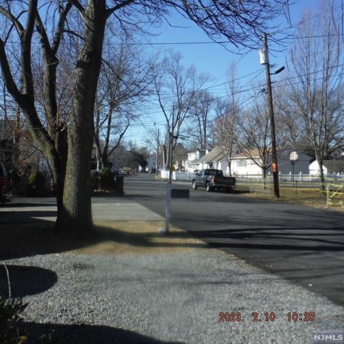 19 Cres Ave, Paterson NJ 07512-2305 exterior