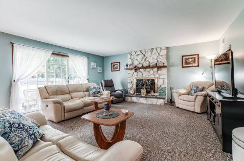 274 Evergreen Ave, Huntington Station NY  11746-4539 exterior