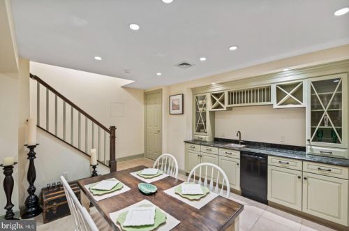 580 Mermaid Ln, Philadelphia PA 19118-4026 exterior