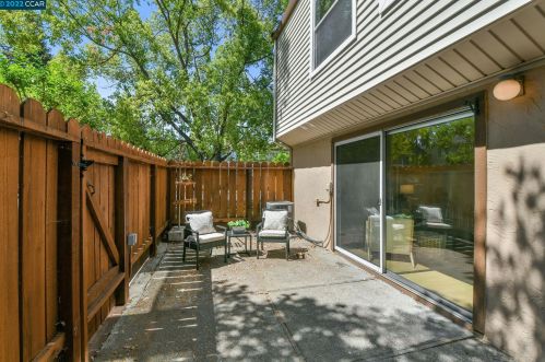 1451 Bel Air Dr, Concord CA 94521-7629 exterior