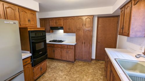 1824 Root St, Joliet IL 60403-1741 exterior