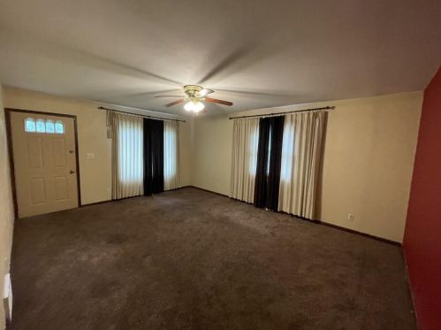 6857 44, Milwaukee WI 53223-5301 exterior