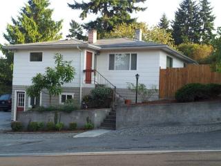 1109 106th St, Seattle WA  98125-7534 exterior