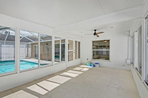 17709 Emerald Green Pl, Tampa FL 33647-2547 exterior