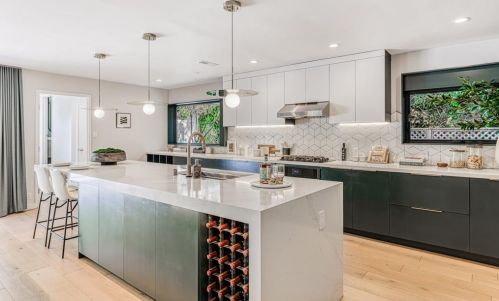 1349 Murchison Dr, Millbrae CA 94030-3025 exterior