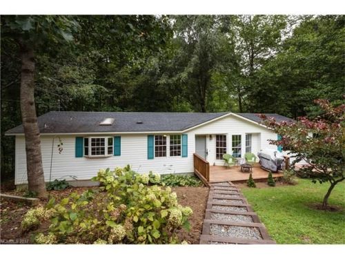 11 Vehorn Rd, Fairview, NC 28730-8400