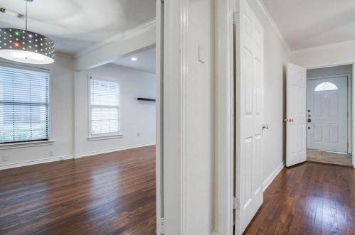 7603 Caillet St, Dallas TX  75209-4003 exterior