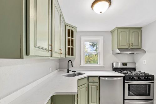 214 Fordyce St, Pittsburgh PA 15210-3269 exterior