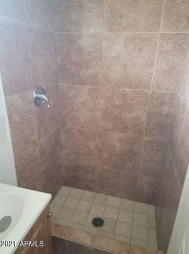 1913 Brill St, Phoenix AZ 85008-4606 exterior